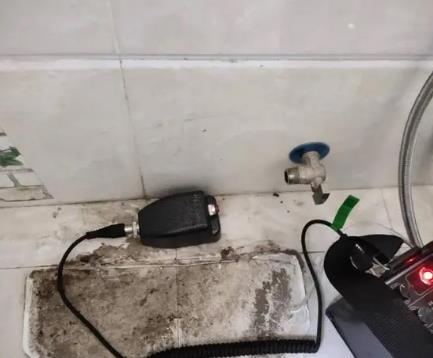 博望屋顶漏水维修公司分享下卫生间漏水的危害及解决方法